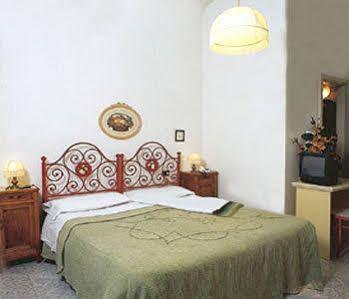 Hotel Mearini Флоренция Экстерьер фото